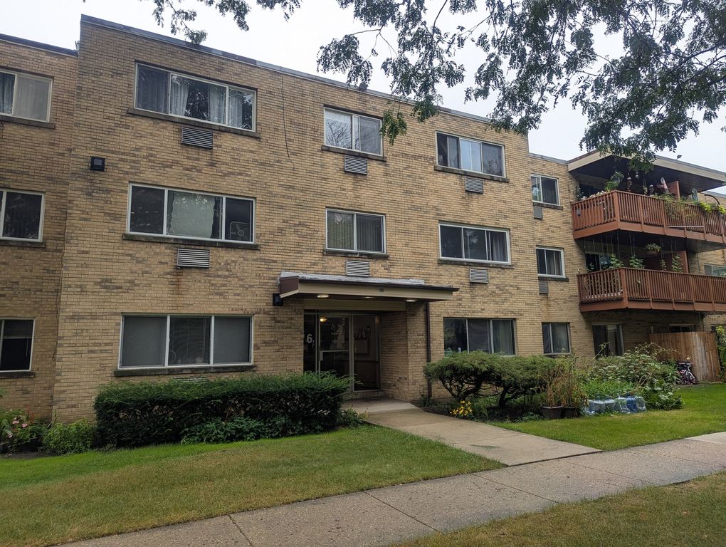 736 W Dempster Street AG7, Mount Prospect, IL 60056