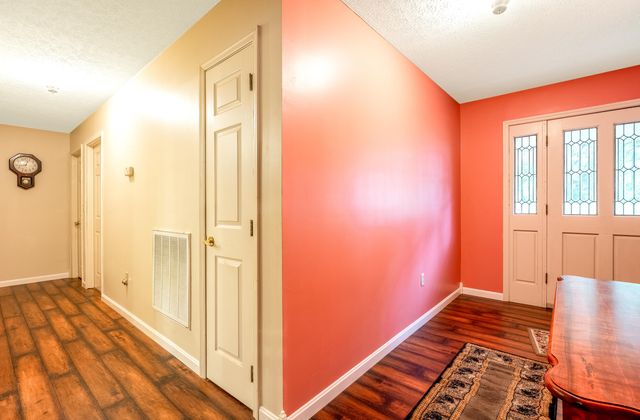 815 Jr Phipps Road, Monticello, KY 42633