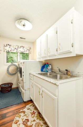 815 Jr Phipps Road, Monticello, KY 42633