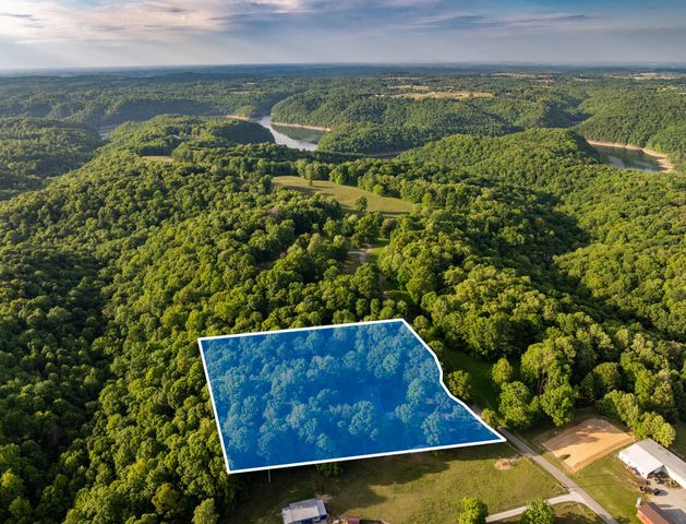 815 Jr Phipps Road, Monticello, KY 42633