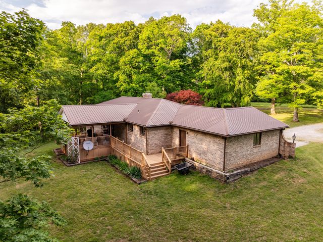 815 Jr Phipps Road, Monticello, KY 42633