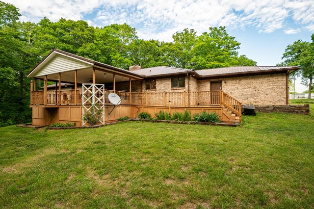 815 Jr Phipps Road, Monticello, KY 42633