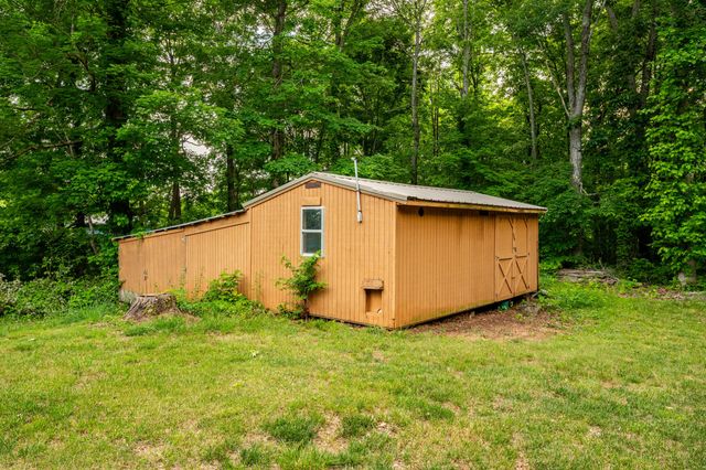 815 Jr Phipps Road, Monticello, KY 42633