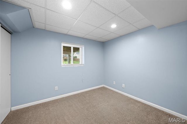 800 E Essex Avenue, Glendale, MO 63122