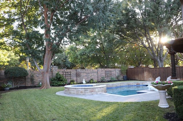 3909 Sharondale Drive, Flower Mound, TX 75022