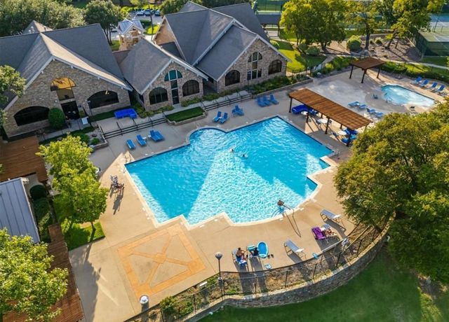 3909 Sharondale Drive, Flower Mound, TX 75022