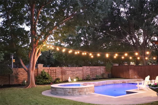 3909 Sharondale Drive, Flower Mound, TX 75022