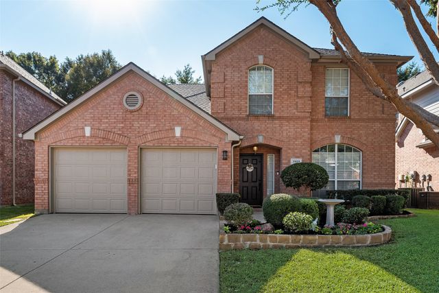 3909 Sharondale Drive, Flower Mound, TX 75022