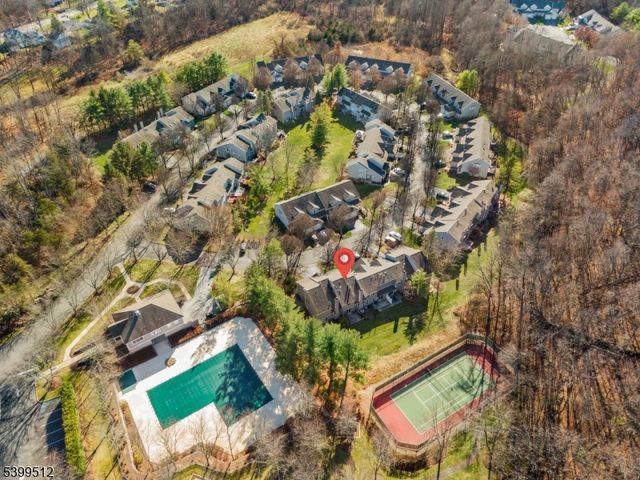 77 Meadow Pond Rd, Hardyston Twp., NJ 07419