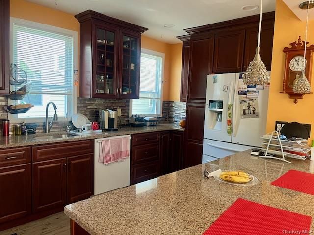 8424 109th Street, Richmond Hill, NY 11418