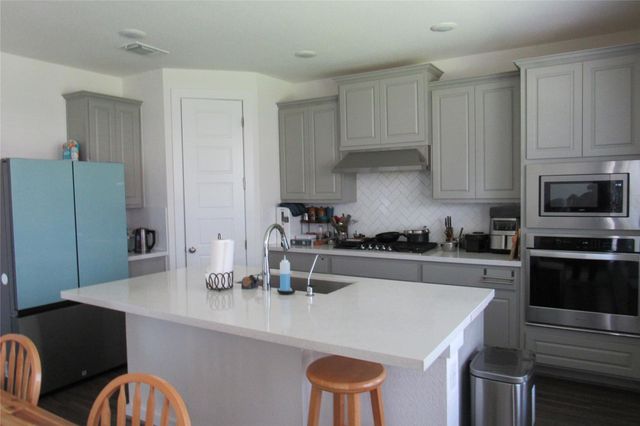 4337 Chapel Hill ST, Round Rock, TX 78626