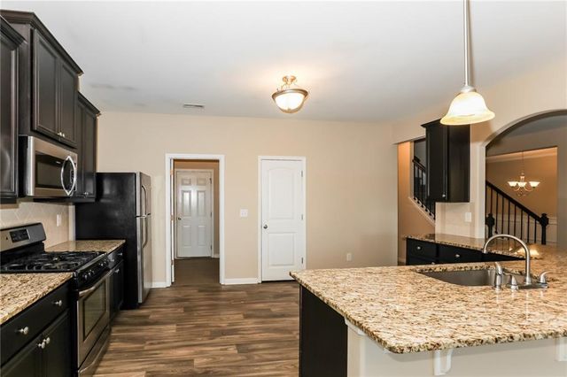 2523 Quincy Loop, Fairburn, GA 30213