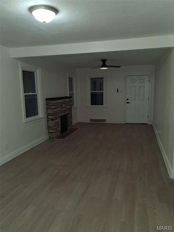 321 Henquin Drive, Ferguson, MO 63135