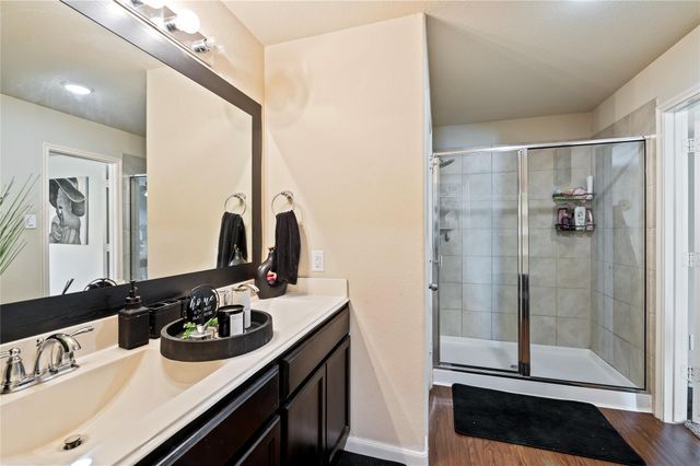 9906 Bezeled Circle Lane, Rosharon, TX 77583
