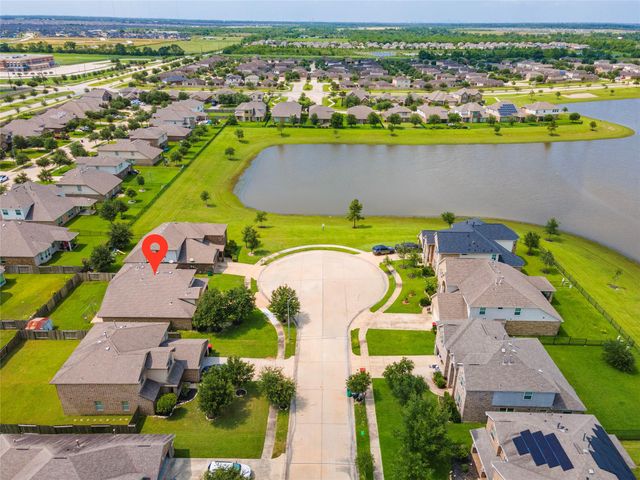 9906 Bezeled Circle Lane, Rosharon, TX 77583