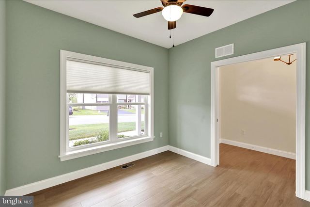 606 LILLIANA DR, Lebanon, PA 17046