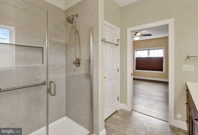 606 LILLIANA DR, Lebanon, PA 17046