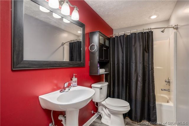 6510 Deerfield Drive, Charlestown, IN 47111