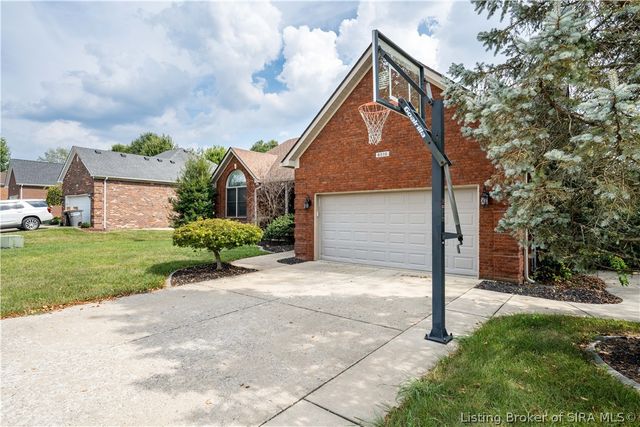 6510 Deerfield Drive, Charlestown, IN 47111