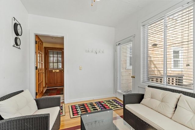 81 Winter St, Leominster, MA 01453