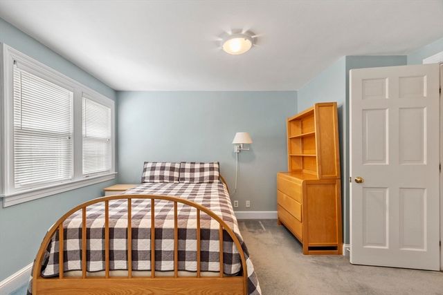 81 Winter St, Leominster, MA 01453