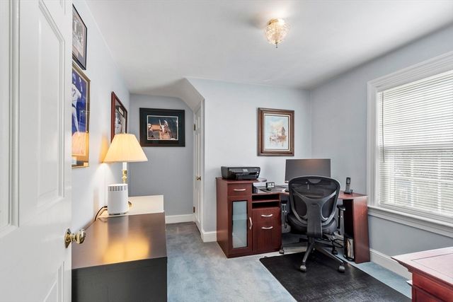 81 Winter St, Leominster, MA 01453