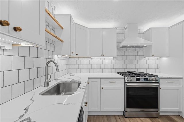 85 Marwood Drive, Upper St Clair, PA 15241