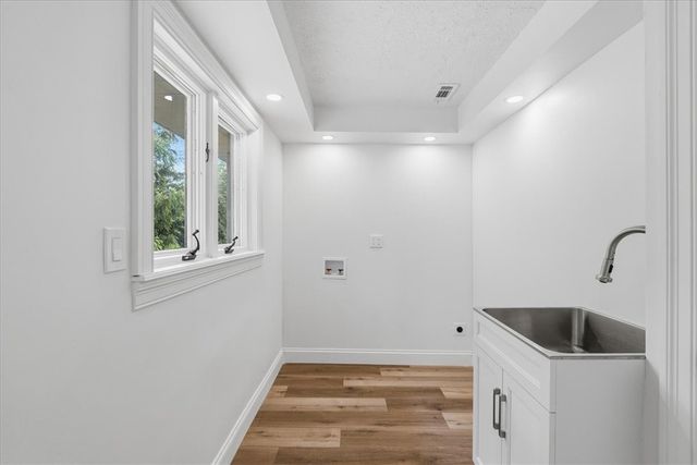 85 Marwood Drive, Upper St Clair, PA 15241