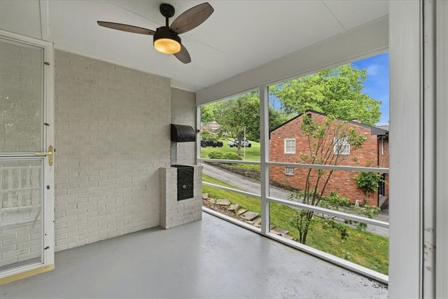 85 Marwood Drive, Upper St Clair, PA 15241