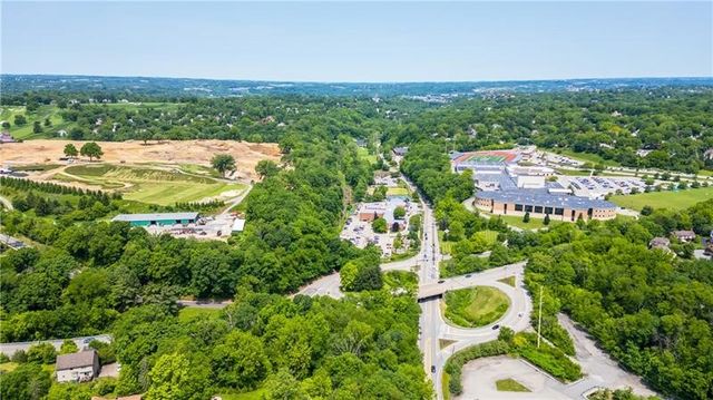 85 Marwood Drive, Upper St Clair, PA 15241
