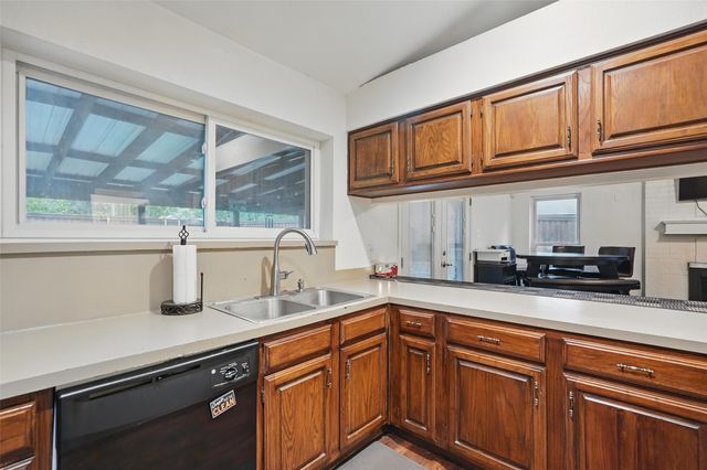 2501 Royal Oaks Drive, Plano, TX 75074