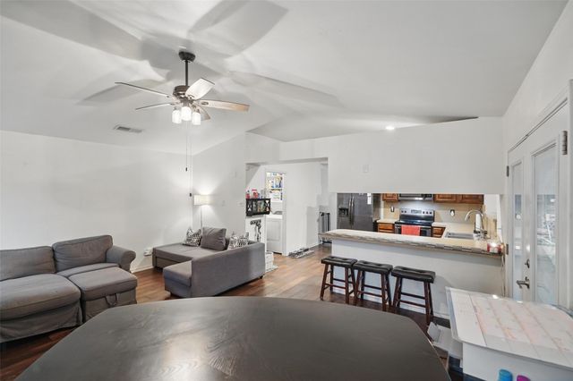2501 Royal Oaks Drive, Plano, TX 75074