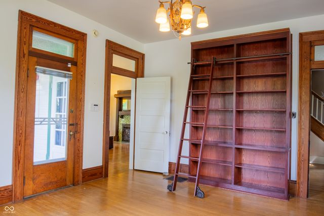 5545 W 46th Street, Indianapolis, IN 46254