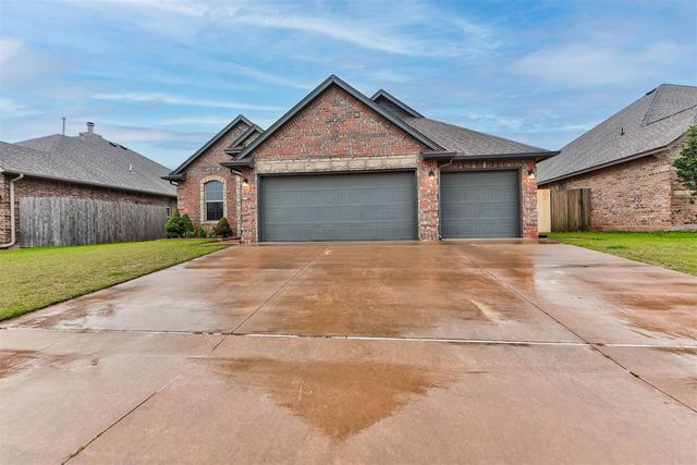 11828 SW 18th Street, Yukon, OK 73099