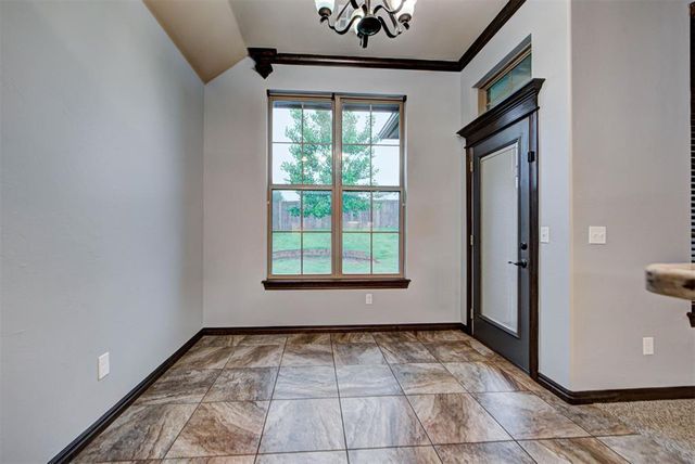 11828 SW 18th Street, Yukon, OK 73099