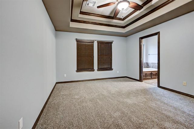 11828 SW 18th Street, Yukon, OK 73099