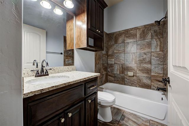 11828 SW 18th Street, Yukon, OK 73099