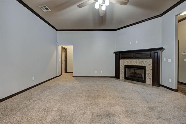 11828 SW 18th Street, Yukon, OK 73099