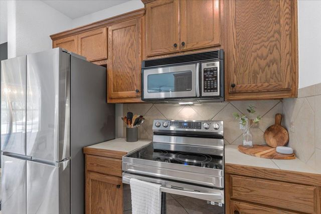 17506 Deer Creek Skyview, Dripping Springs, TX 78620