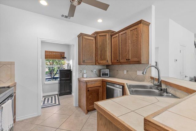 17506 Deer Creek Skyview, Dripping Springs, TX 78620