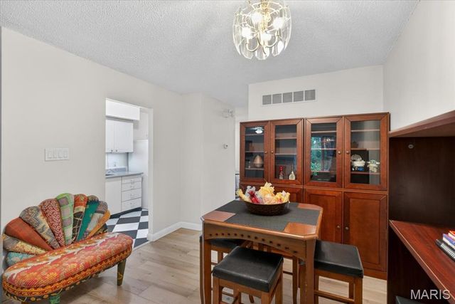 2029 Painted Leaf Drive, St Louis, MO 63043