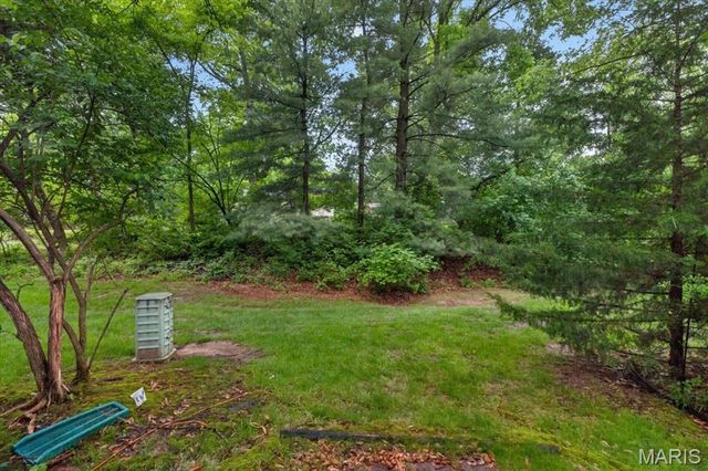 2029 Painted Leaf Drive, St Louis, MO 63043