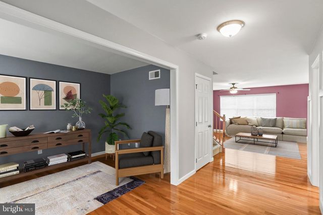 26 S 3RD ST, New Freedom, PA 17349