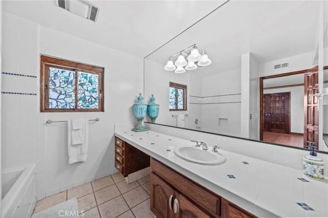 35438 De Portola Road, Temecula, CA 92592