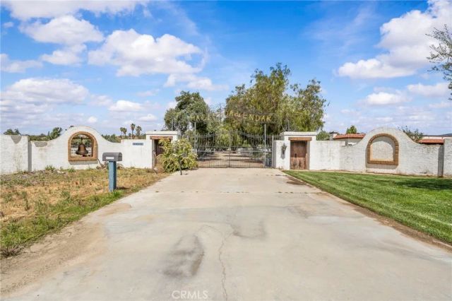 35438 De Portola Road, Temecula, CA 92592