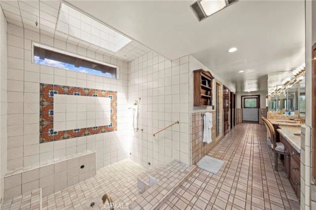 35438 De Portola Road, Temecula, CA 92592