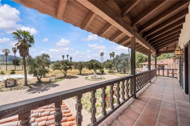 35438 De Portola Road, Temecula, CA 92592