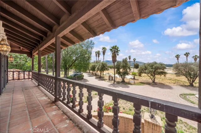 35438 De Portola Road, Temecula, CA 92592