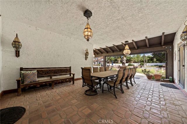 35438 De Portola Road, Temecula, CA 92592