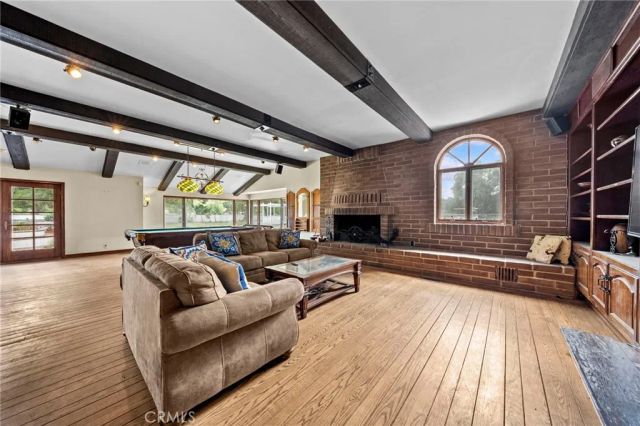 35438 De Portola Road, Temecula, CA 92592